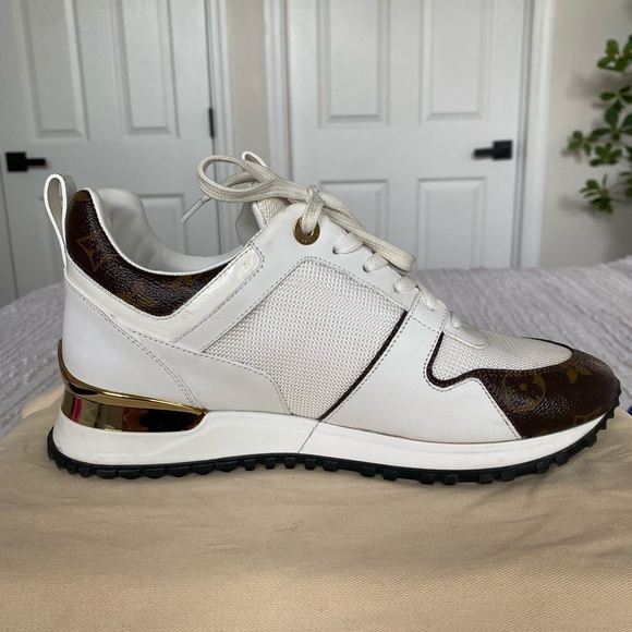 Louis Vuitton Run Away White and Brown Monogram Sneakers Size 38 Trainers - Picture 8 of 17